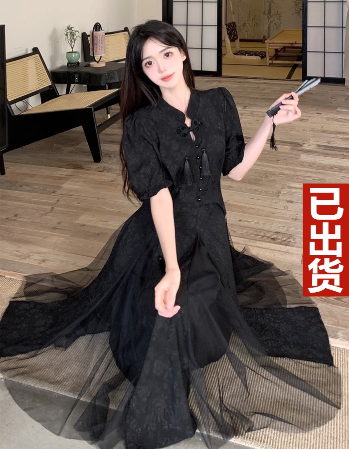 2026 여름 새로운 빅 사이즈 디자인 센스 레트로 망사 패치워크 드레스 프랑스식 슬림해 보이는 작은 검은 색 치마 롱 스커트