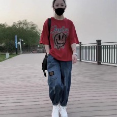 批发2026年夏季新款纯棉印花短袖T恤+水洗爆款牛仔哈伦裤两件套装女