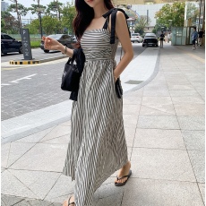批发尺寸已更新 <b class='q'>韩国</b>chic 小众法式气质蝴蝶结条纹<b class='q'>连衣裙</b>
