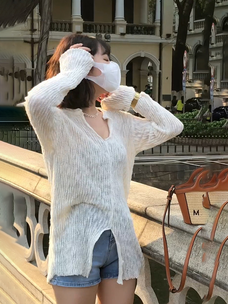 새로운 게으른 바람 V 칼라 스플릿 느슨한 빈 단색 소매 중간 및 긴 섹션 뜨개질 블라우스 스웨터 태양 보호 셔츠