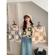 批发镂空钩针刺绣背心女款2023韩版复古撞色薄款叠穿无袖针织马甲上衣