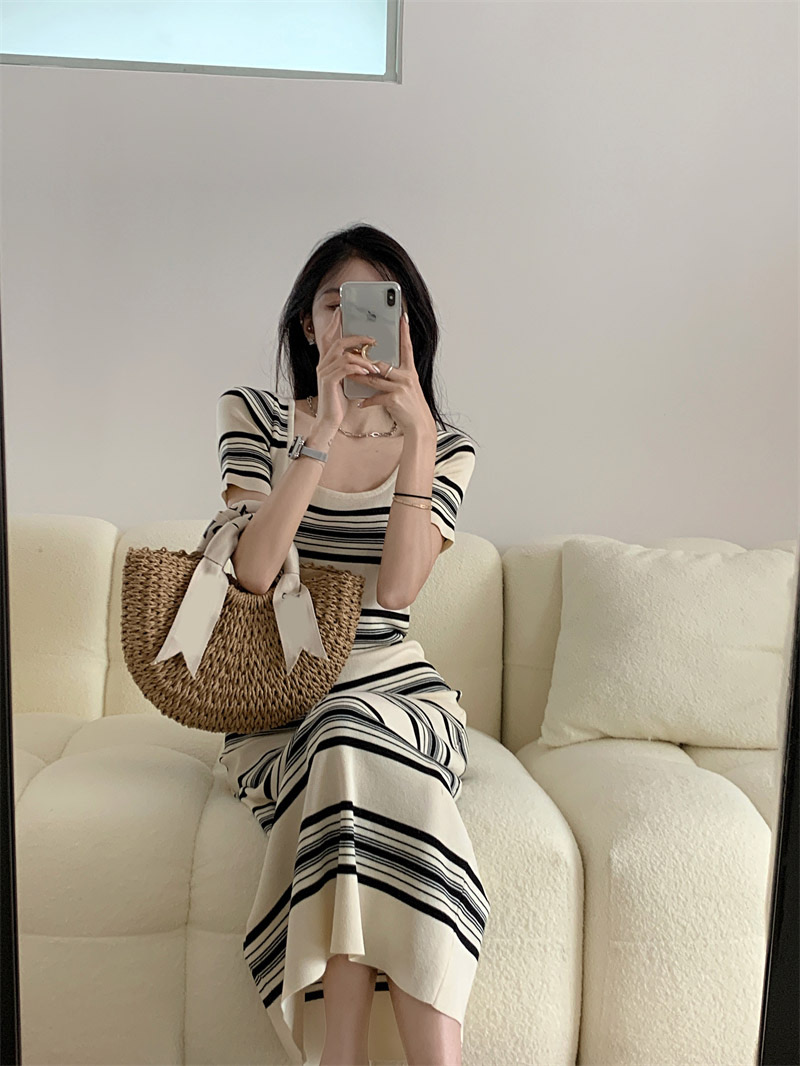 Hong Kong Style Square Neck Women's Summer Casual Seaside Vacation Striped Long Skirt French Waist Retro Style Skirt