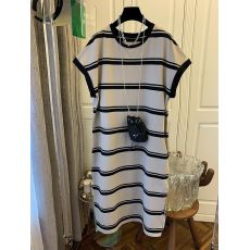 批发运动休闲风条纹短袖T恤连衣裙子女长裙宽松带包2023夏季新款