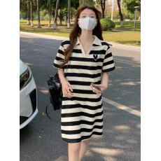 批发大码女装<b class='q'>夏装</b>新款胖妹妹中长款宽松显瘦短袖T恤条纹Polo领<b class='q'>连衣裙</b>