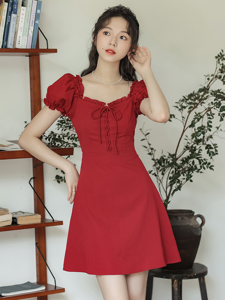 TR76153# 方领泡泡袖连衣裙女夏桔梗法式设计感收腰显瘦红色a字短裙