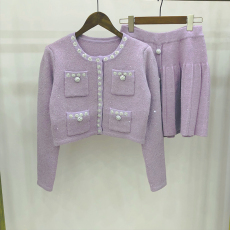 批发<b class='q'>赵</b><b class='q'>丽</b><b class='q'>颖</b>明星<b class='q'>同款</b>紫色小香风轻奢亮片针织短外套时髦新款法式套装裙