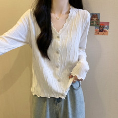 批发实拍 <b class='q'>胖</b><b class='q'>mm</b>大码早秋装新款长袖小衫遮肚子高级感显瘦开衫正肩上衣