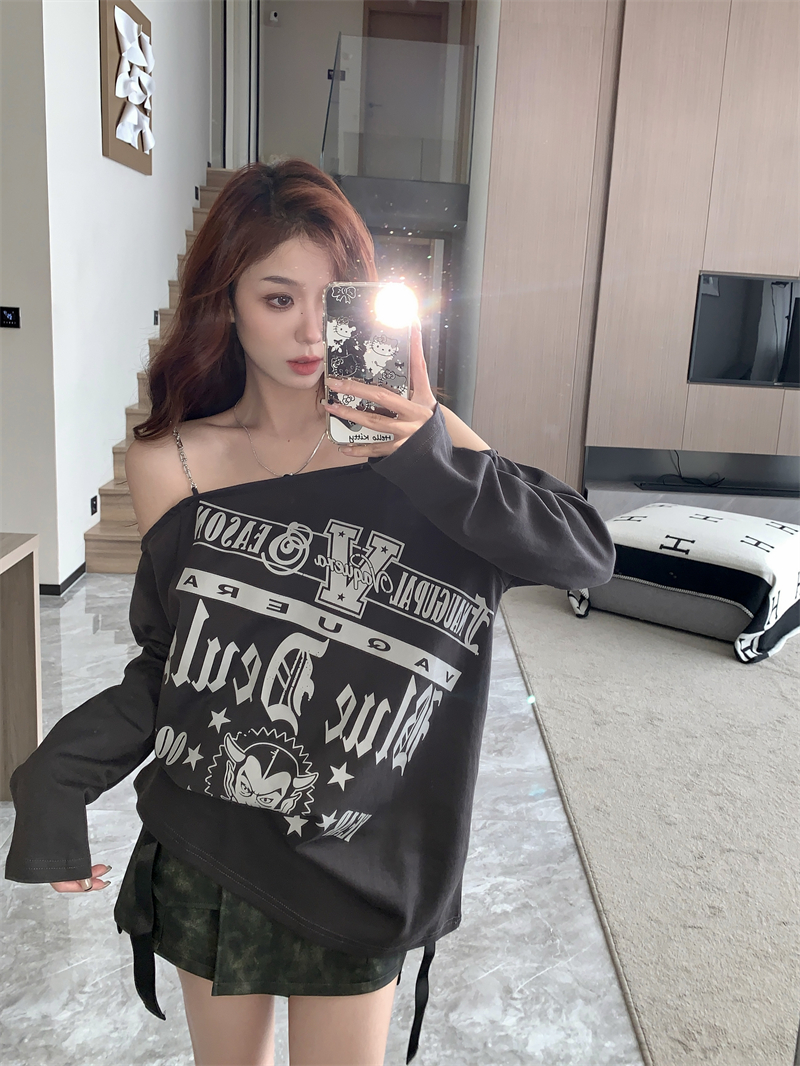 Actual shot~ Niche design suspender long-sleeved printed T-shirt off-shoulder hot girl top