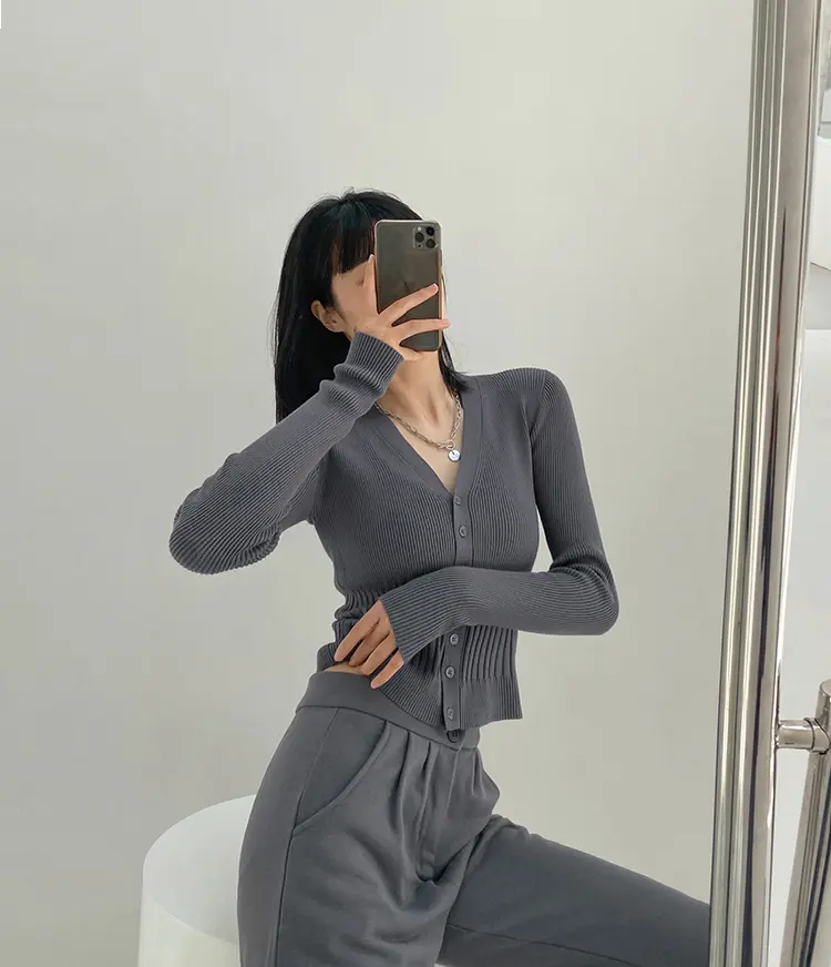 레트로 V넥 단추 가디건 상세 이미지 10