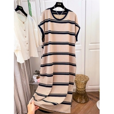 批发实拍~运动休闲风条纹短袖T恤连衣裙子女长裙宽松带包2023夏季