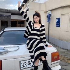 批发实拍春新款大码女装条纹针织毛衣吊带连衣裙+长袖外套两件套