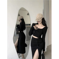 批发辣妹套装女潮2023早秋新款性感甜辣短款上衣高腰开叉半身裙两件套