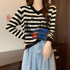 批发实拍大码条纹长袖卫衣女秋冬胖妹妹韩版休闲宽松显瘦V领打底衫