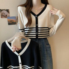 批发2026年春秋新款长袖V领正肩冰丝短袖针织衫上衣<b class='q'>大码</b><b class='q'>女装</b>宽松毛衣