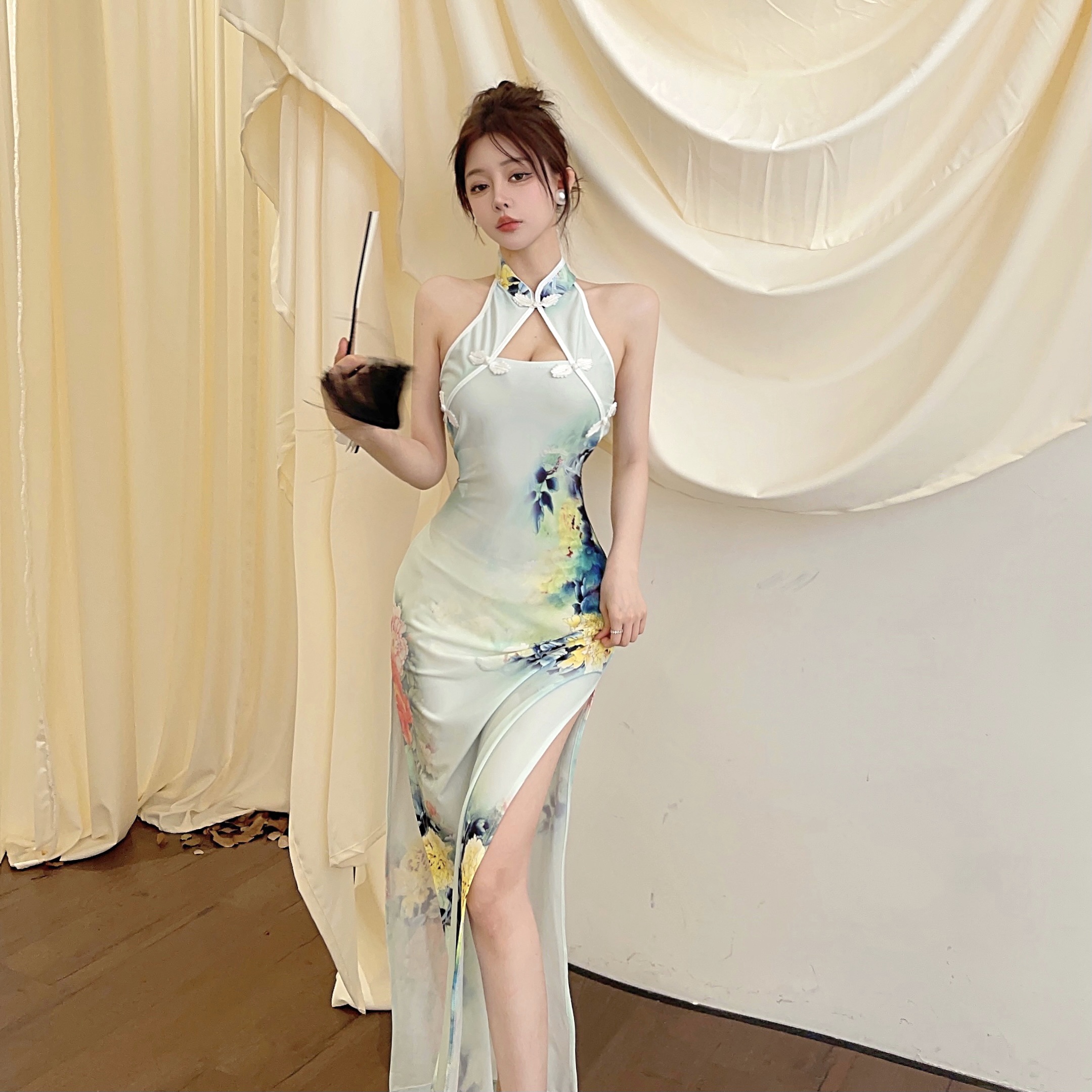 Real Shot New Chinese Style Slim Fit Sexy Pure Desire Hanging Neck, Waist Wrapping, Hip Wrapping Qipao Dress