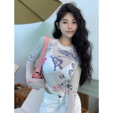 批发实拍实价不讲价鬼马少女透视网纱趣味涂鸦印花亲肤防晒<b class='q'>长袖</b><b class='q'>T</b><b class='q'>恤</b>