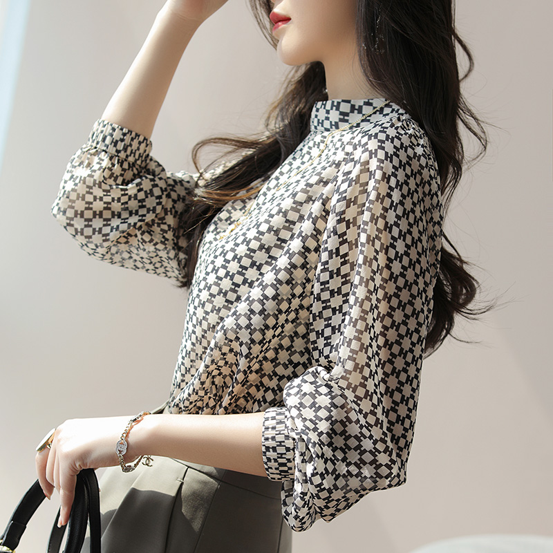 생각하기 루오 마치 정말로 진짜 착용 아름다움 슬림해 보이는 종이 사람들 프린트 반하이넥 이중층 무거운 조 그것의 실크 셔츠