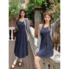 批发实拍大码女装春季新款碎花吊带裙<b class='q'>连衣裙</b>长袖外搭上衣两件套套装女