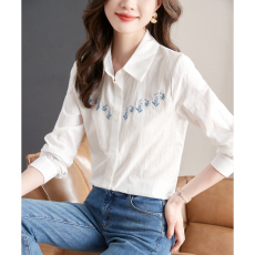 批发肌理感棉布刺绣衬衣2026春季新款铃兰花简约高级质感百搭衬衫女