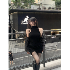 批发实价实拍纯欲款 V领收腰显瘦遮肉内搭包臀长袖针织连衣裙女