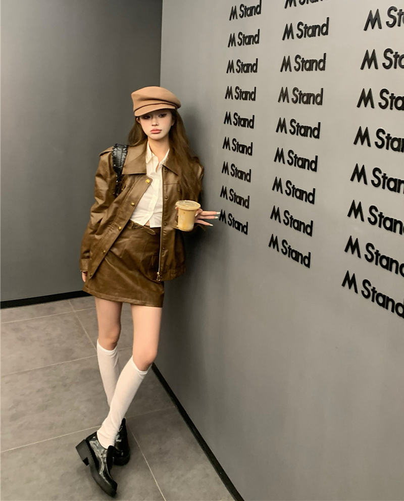 Real shot of retro sexy autumn clothing new imitation leather retro coffee color PU leather jacket jacket skirt suit for women