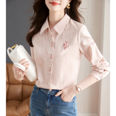 批发休闲刺绣衬衣2026年春季新款简约质感百搭条纹兔子单排扣衬衫女