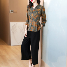 批发中年妈妈秋装七分袖上衣洋气奶奶装<b class='q'>春</b>秋大码中老年人女套装两件套