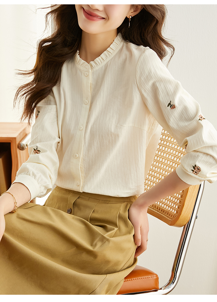 생방송 놀라운 가격 희 세계 봄 드레스 스탠드 칼라 여성 셔츠 디자인 센스 작은 대중 꽃무늬 자수 긴팔 맨위