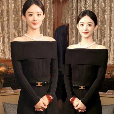 批发<b class='q'>赵</b><b class='q'>丽</b><b class='q'>颖</b><b class='q'>同款</b>法式一字领露肩针织衫早秋别致修身收腰打底上衣