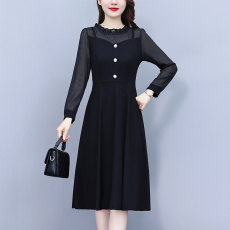批发高端名媛连衣裙女春秋2026<b class='q'>新款</b>时尚中长女人味减龄显瘦洋气裙子