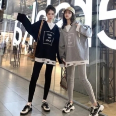 批发秋装假两件<b class='q'>破洞</b>连帽卫衣套装女网红洋气减龄修身显瘦<b class='q'>打底裤</b>两件套