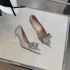 批发法式水钻蝴蝶婚鞋女2023新款百搭<b class='q'>伴娘</b>细跟尖头高跟<b class='q'>礼服</b>鞋