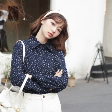 批发春<b class='q'>秋</b>文艺复古灯芯绒衬衫女小碎花衬衣宽松休闲上衣百搭打底