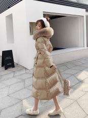 白鸭绒 2023冬季新款韩版修身羽绒服女 收腰显瘦大毛领过膝外套