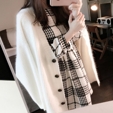 批发韩国秋冬新款纯色经典百搭V领宽松<b class='q'>针织</b><b class='q'>开衫</b>外套<b class='q'>针织</b>毛衣女潮