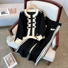 批发实拍2025秋<b class='q'>冬</b>新款大码女装胖mm小香风显瘦短外套阔腿裤时尚两件套