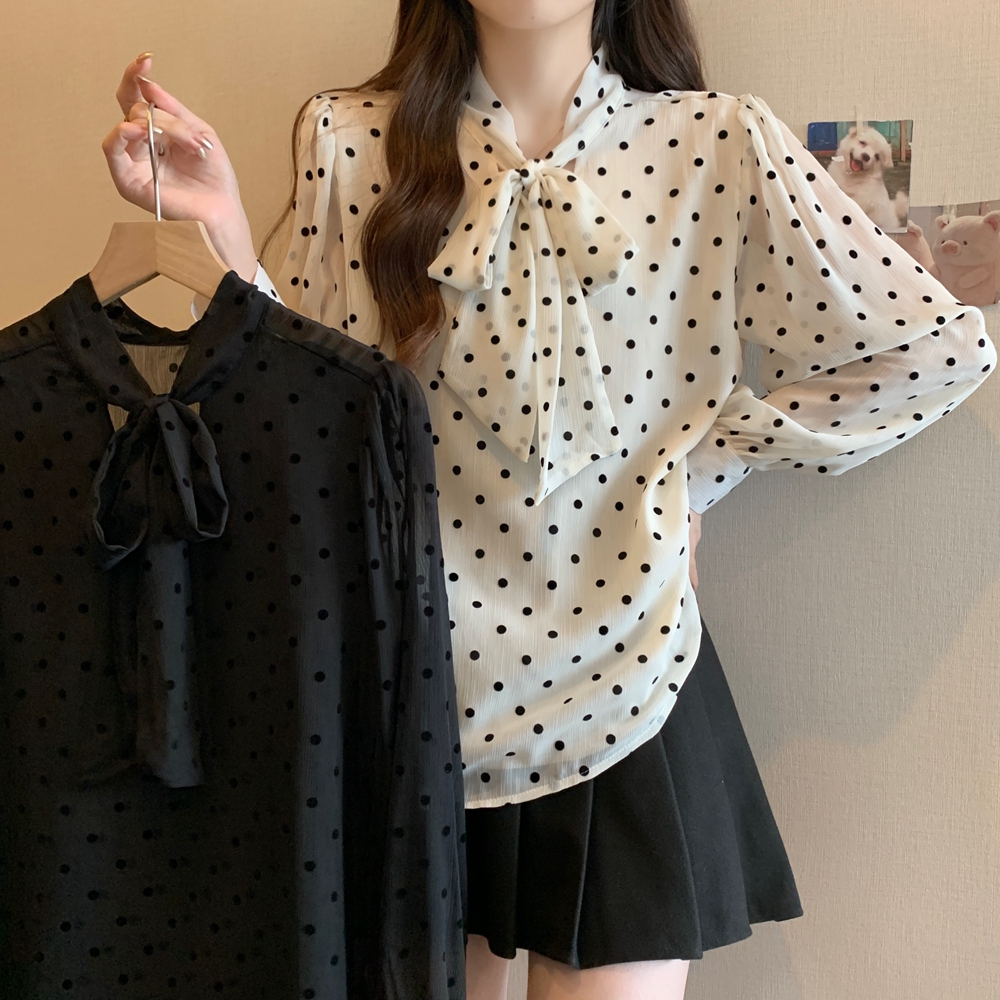 실사 2026 이른 봄 도트 무늬 빅 사이즈 여성 의류 셔츠 나비 넥타이 거품 소매 맨위 m-4xl200 근