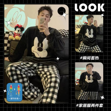 批发<b class='q'>米奇</b>睡衣男女秋冬季加厚加绒情侣家居服冬天保暖法兰绒<b class='q'>套装</b>