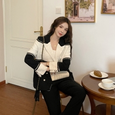 2023秋冬新款韩版英伦风宽松黑白撞色小香风粗花呢西装外套女小众