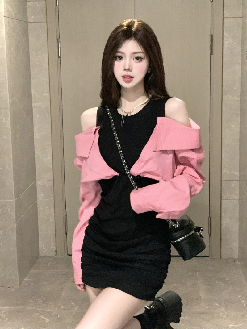 품격 페이크 레이어드 오프숄더 드레스 가을 새로운 고급 센스 핫걸 허리 수축 디자인 센스 튀김 거리 긴팔 미니 스커트