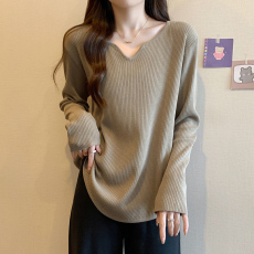 批发2026年春秋新款弧形下摆长袖针织衫上衣<b class='q'>大码</b><b class='q'>女装</b>V领正肩毛衣