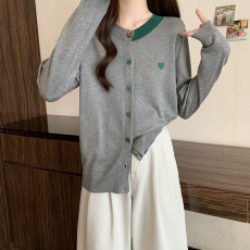 批发2026年春秋新款开衫拼色针织衫上衣<b class='q'>大码</b><b class='q'>女装</b>宽松毛衣外搭