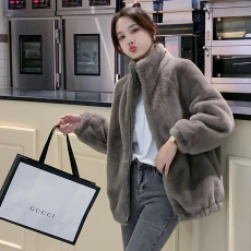 批发仿貂绒<b class='q'>皮草</b>外套<b class='q'>女</b>秋冬2026新款立领洋气加棉加厚保暖羊羔毛绒外套