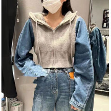 批发复古风炸街毛衣拼接<b class='q'>牛仔</b>短外套女春秋新款设计感别致显瘦连帽上衣