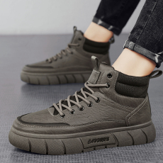 批发2023秋冬新款马丁鞋皮面<b class='q'>运动</b>鞋厚底潮鞋休闲男鞋货号