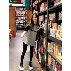 批发春季新款休闲撞色插肩长袖T恤宽松圆领拼接上衣女