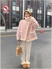 粉色羊羔绒外套女短款冬季皮毛一体2023新款小个子韩系加厚棉衣潮