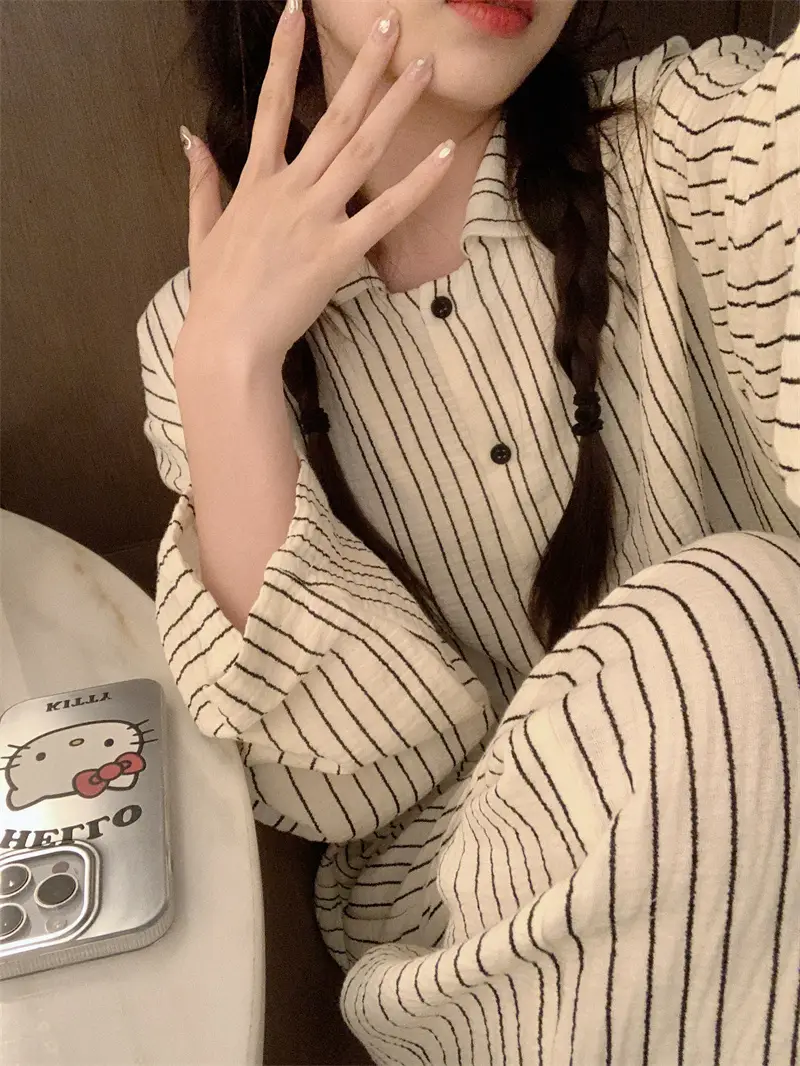 편안한 홈웨어 세트 상세 이미지 2