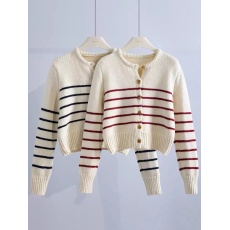 批发儿童毛衣2025<b class='q'>春</b>秋新款男女童字母绣花连帽针织宝宝毛线拉链洋气潮