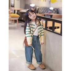 批发儿童毛衣2025<b class='q'>春</b>秋新款男女童字母绣花连帽针织宝宝毛线拉链洋气潮